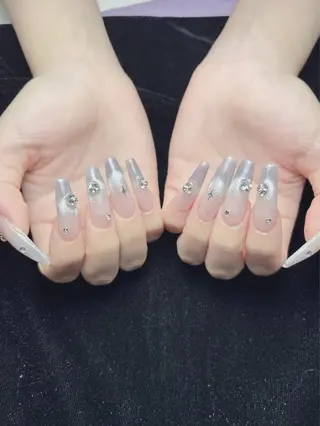 ネイル W·mai nail 関内のネイルデザイン