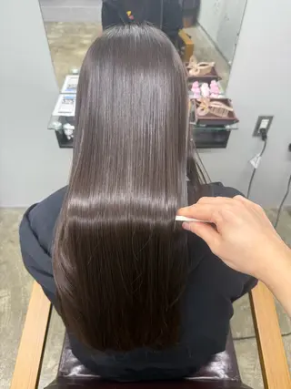 ロング Dice 岡本所属・コテ巻き風 デジタルパーマ 拓海のヘアスタイル