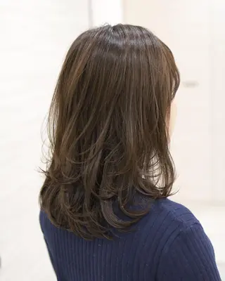 セミロング カラー 斉藤 貴也のヘアスタイル