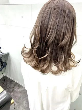 ミディアム カラー ルーチェヘアー 北摂エリアNo.1のヘアスタイル