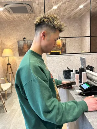 カラー メンズ ショート Kobayashi ハイライト/ショートのヘアスタイル