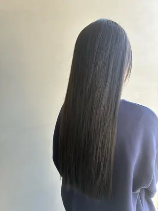 カラー Lapel green所属・カラーモデル Takahataのヘアスタイル