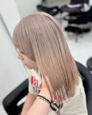 セミロング カラー ヘアアレンジ 縮毛矯正🤍 盛れるボブ/ひかりのヘアスタイル