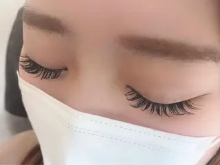 マツエク・マツパ Neoest Log ＋ bell所属・船曳 鈴菜のヘアスタイル