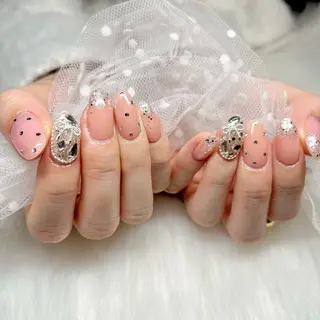 ネイル Miki 本町駅｜💅‎🤍のネイルデザイン