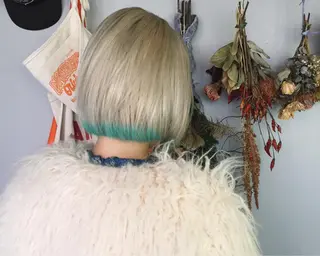 ショート カラー VIRETTA 【ヴィレッタ】のヘアスタイル