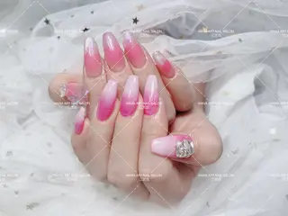 ネイル HANA ART NAIL SALONのネイルデザイン