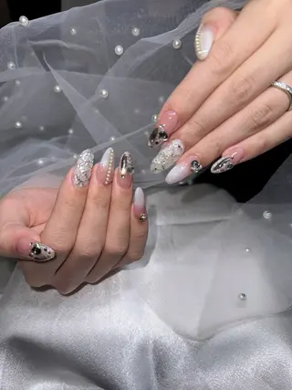 ネイル ねいる屋Anela所属・ねいる屋　Anela 美優のネイルデザイン