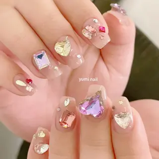 ネイル 𝐲𝐮𝐦𝐢🎀 長さ出しデザイン専門のネイルデザイン