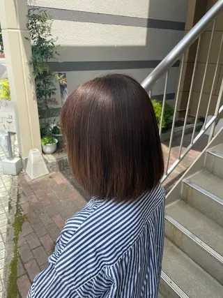 ミディアム カラー 吉川 莉央のヘアスタイル
