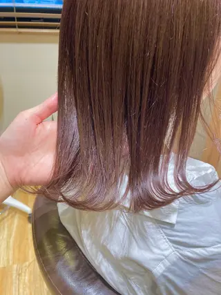 ミディアム カラー 梅山 美侑のヘアスタイル