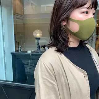 ミディアム SAKINO. ベージュカラーのヘアスタイル