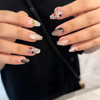 ネイル Laula🤍 ayakaのネイルデザイン