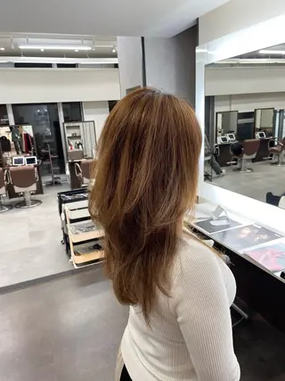 ロング フレアジェネラス所属・堀 綾花のヘアスタイル