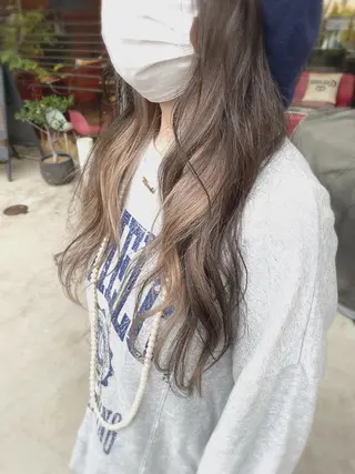 ロング カラー 日高 香織のヘアスタイル