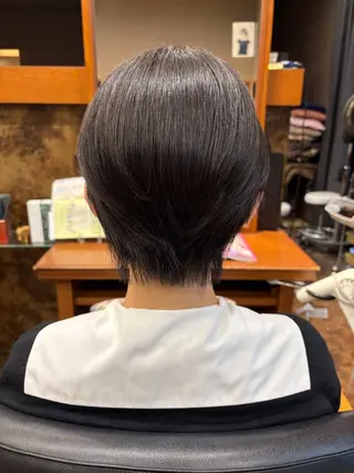 ショート 落合 ちりのヘアスタイル