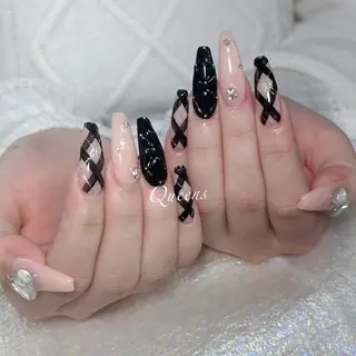 ネイル Queens テイのネイルデザイン