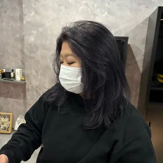 ミディアム カラー nameless miichiのヘアスタイル