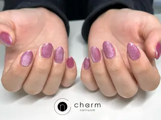 ネイル ネイルルーム チャームのネイルデザイン