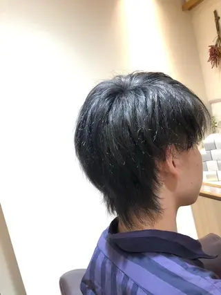ショート カラー メンズ 榧木 萌香のヘアスタイル