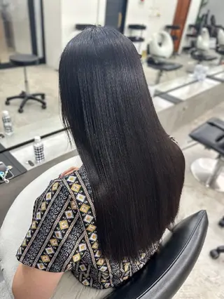 ロング 山口 蒼衣のヘアスタイル