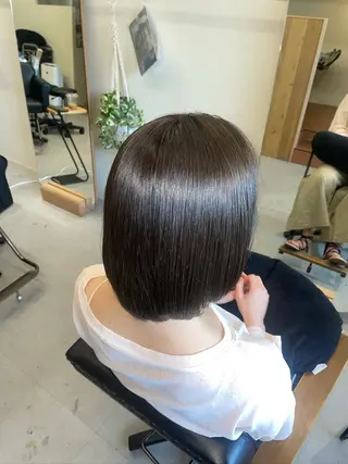 ミディアム カラー JURI /HUIのヘアスタイル