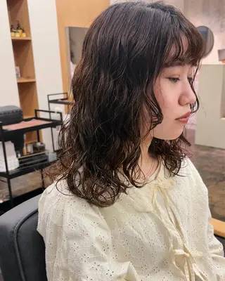 セミロング パーマ 西山 紗耶香🪽 透明感カラー/ボブのヘアスタイル