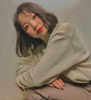 カラー 黒岩 真那花のヘアスタイル