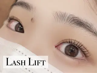 マツエク・マツパ hair ＆ eyelash b.u.l.l.所属・b.u.l.l. SEIKAのマツエク・マツパデザイン