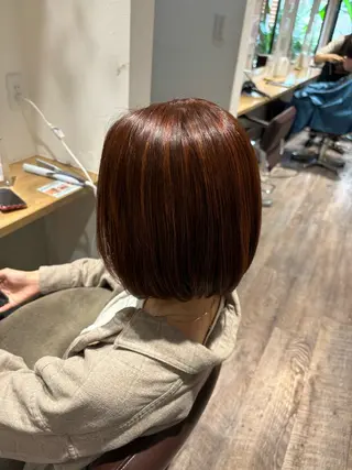 カラー SOL Matsumuraのヘアスタイル