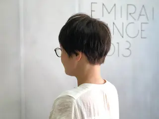 ショート カラー くせ毛カット終着点 カワサキトオル溝の口のヘアスタイル