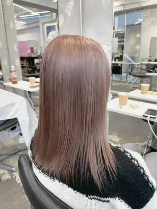 ミディアム カラー うる艶カラー /縮毛矯正✨レオンのヘアスタイル