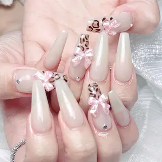ネイル queensnail 🧸mikaのネイルデザイン