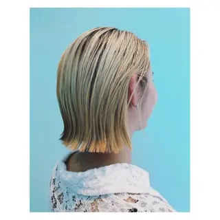 ミディアム 中野 誠子のヘアスタイル