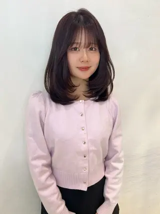 ミディアム カラー 'AXIS 栄 Konomiのヘアスタイル