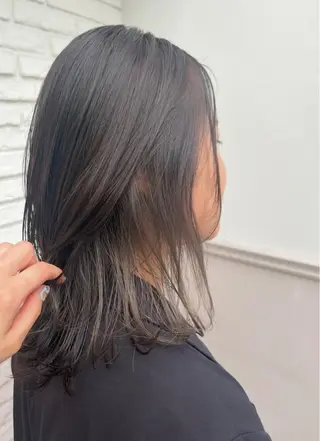 ミディアム リズ 都島のヘアスタイル