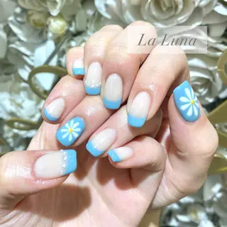 ネイル LaLuna🌙 Natsukiのネイルデザイン