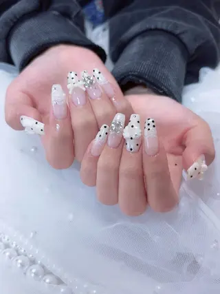 ネイル TOMO. Libのネイルデザイン