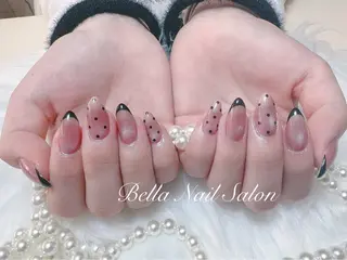 ネイル Bella Nail Salonパラジェルのネイルデザイン