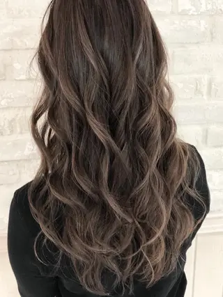 セミロング 白井 秀太郎のヘアスタイル