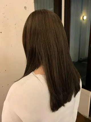 カラー 藤田 竜成のヘアスタイル