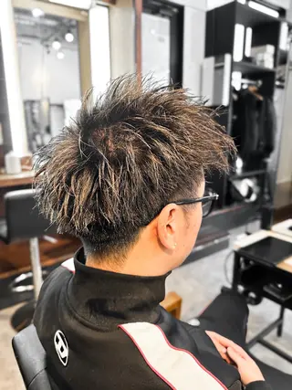 カラー メンズ ブリーチカラー🔥 パーマ【佐々木凌平】のヘアスタイル