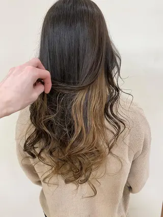 カラー SALOWIN栄 高須大貴のヘアスタイル