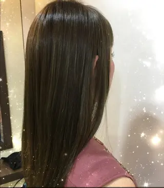 カラー yaya✂︎ 美髪/艶カラーのヘアスタイル