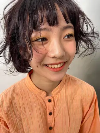 ショート カラー パーマ しの　ゆきの THE REMMYのヘアスタイル