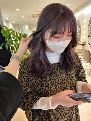ロング 🍂透明感ベージュ カラー🍂森部杏菜のヘアスタイル