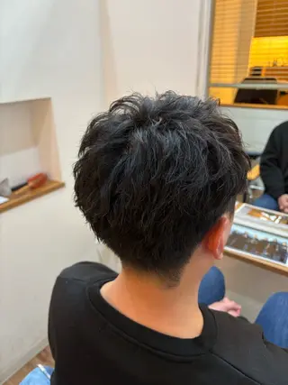 メンズ 鶴谷 麻衣のヘアスタイル