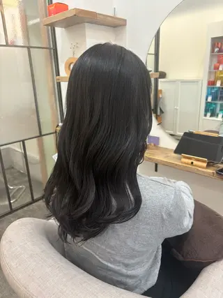 ロング カラー Satomi サトミのヘアスタイル