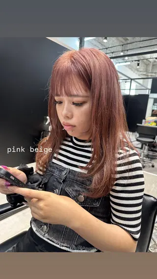 ロング カラー 天野 瑠真のヘアスタイル