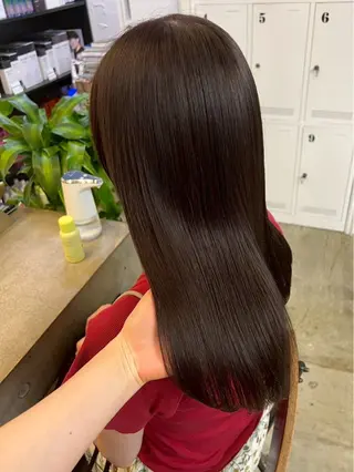 ミディアム カラー うる艶カラー /縮毛矯正✨レオンのヘアスタイル